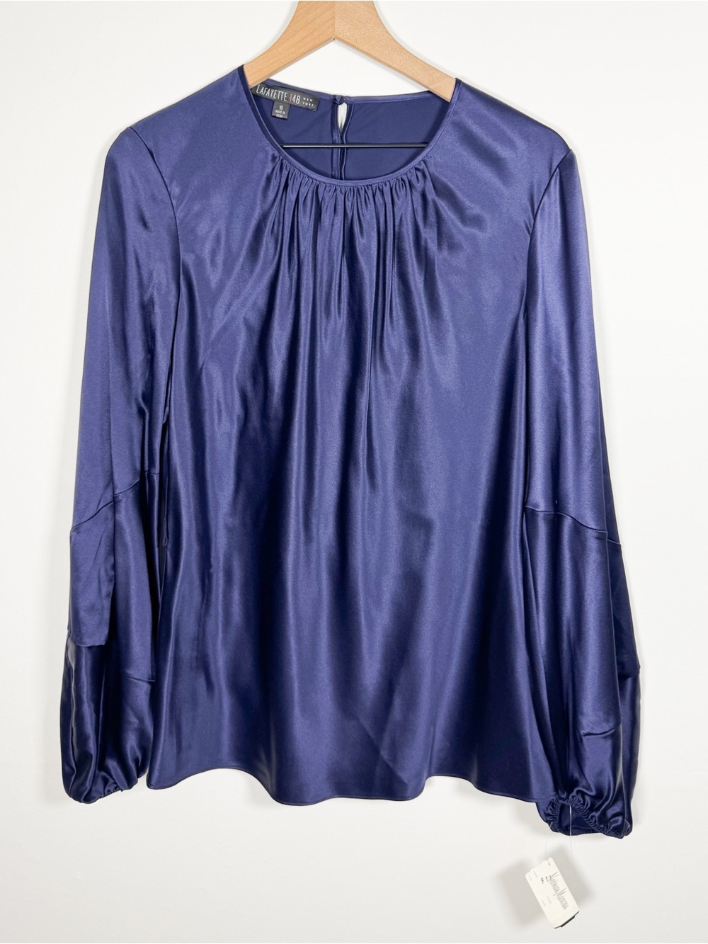 NWT LAFAYETTE 148 Old Stock Navy Silk Satin Pintuck Long Sleeve Blouse Sz 10